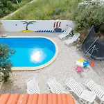 Dom wakacyjny Nice Home In Kastel Novi Kaštel Novi