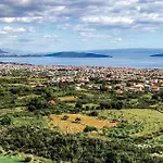 Nice Home In Kastel Novi Kaštel Novi